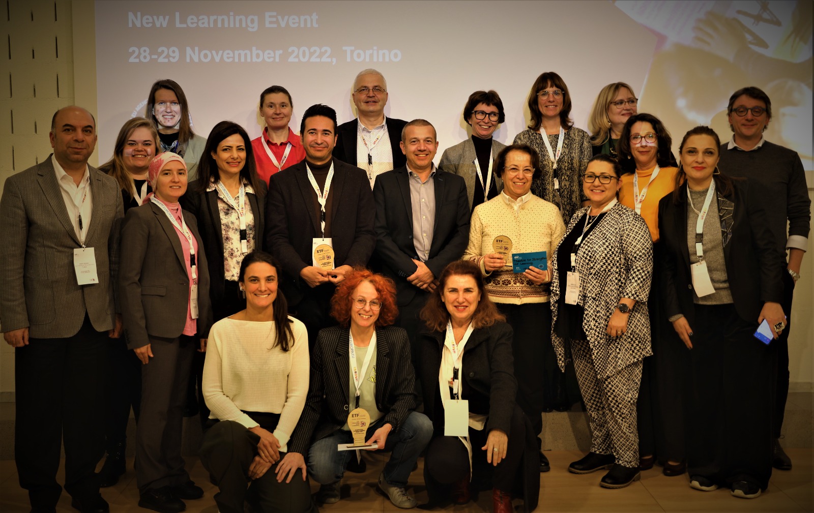 הרפתקאות Cell Aviv והפיינליסטים באירוע הגמר לחדשנות בחינוך בטורינו